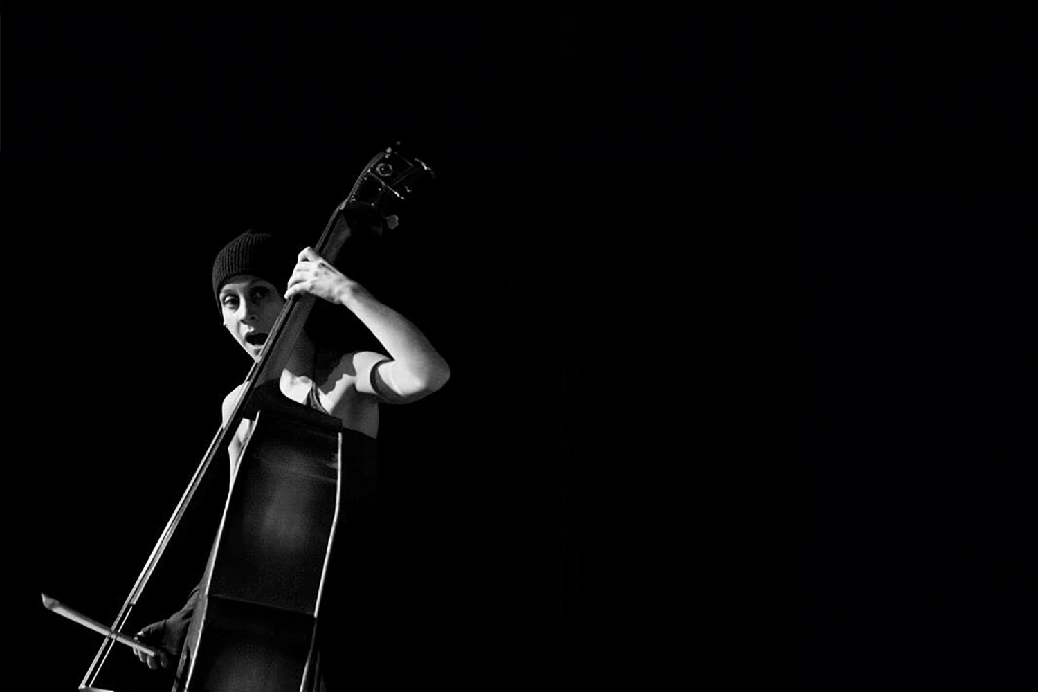 Anna mit Bass